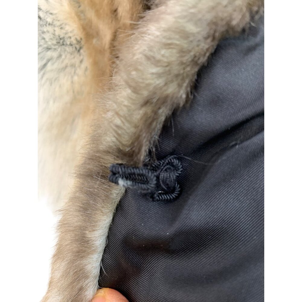 Womens Donna Salyers Fabulous-Furs Faux Fur Hook Vest XS EUC 7743 long line - Picture 7 of 7